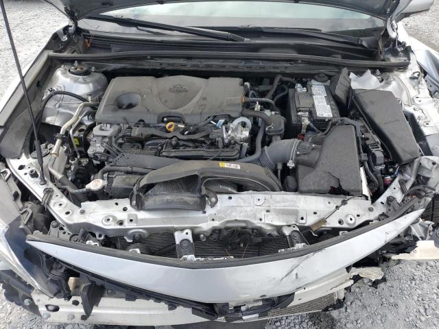 4T1F11AK7RU895016 - 2024 TOYOTA CAMRY XLE SILVER photo 11