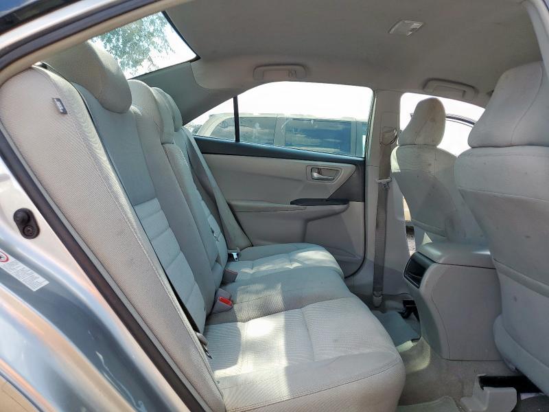 4T1BF1FK1HU693747 - 2017 TOYOTA CAMRY LE SILVER photo 10