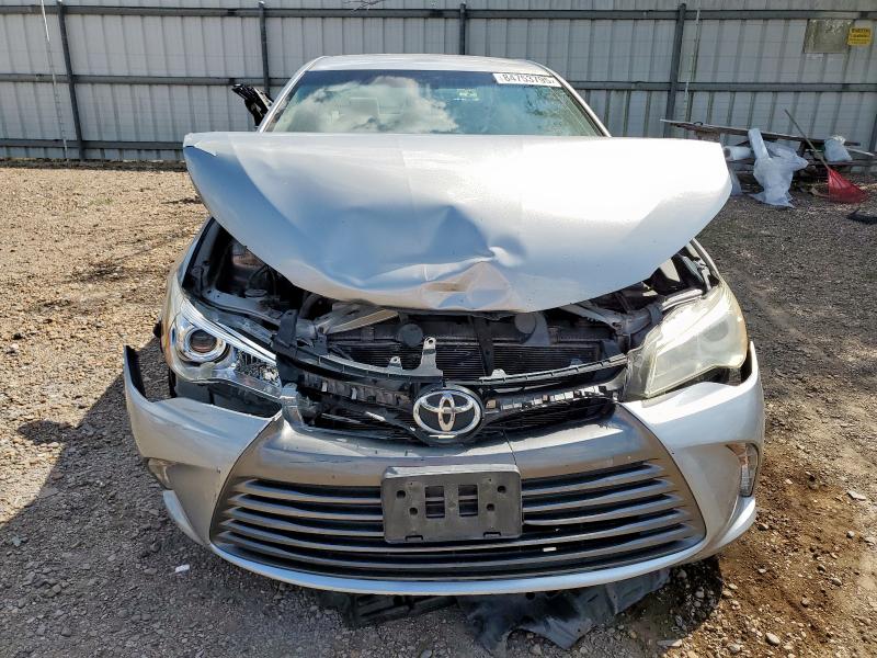 4T1BF1FK1HU693747 - 2017 TOYOTA CAMRY LE SILVER photo 5