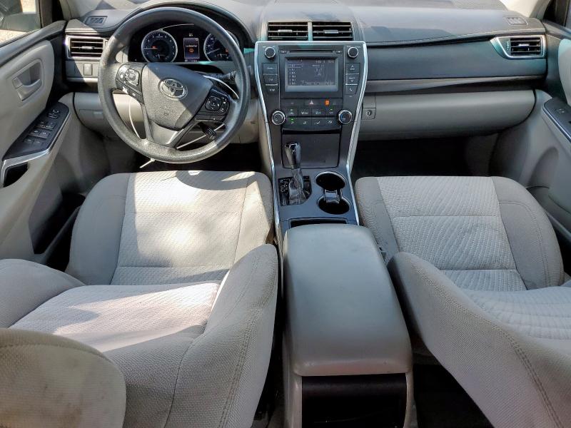 4T1BF1FK1HU693747 - 2017 TOYOTA CAMRY LE SILVER photo 8