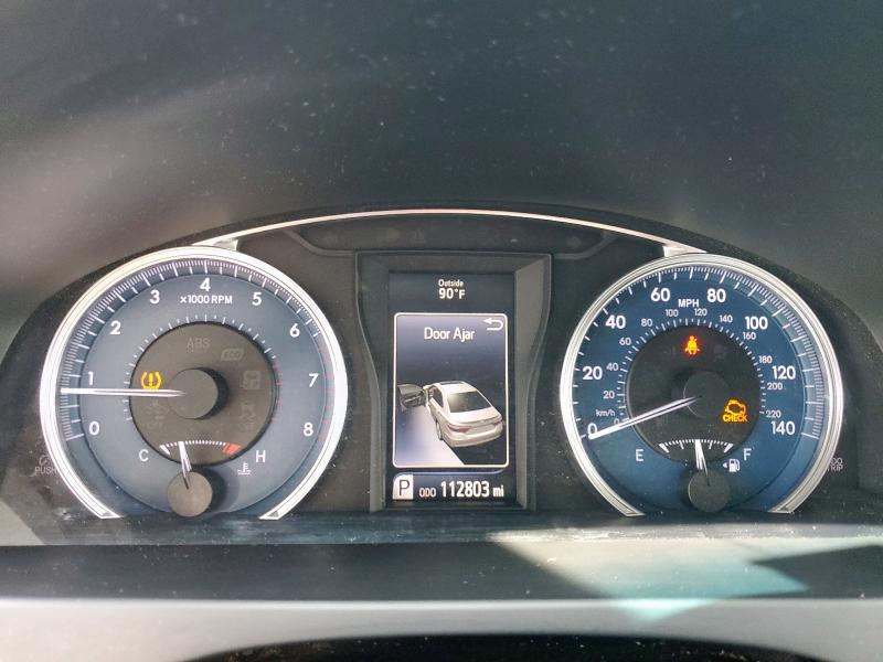 4T1BF1FK1HU693747 - 2017 TOYOTA CAMRY LE SILVER photo 9