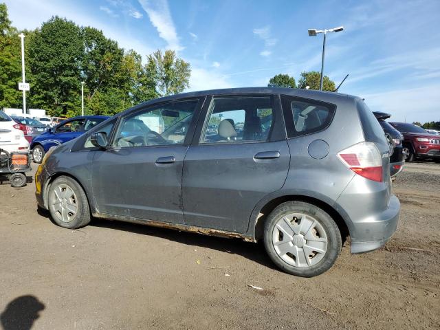 JHMGE8H35DC079620 - 2013 HOND FIT GRAY photo 2