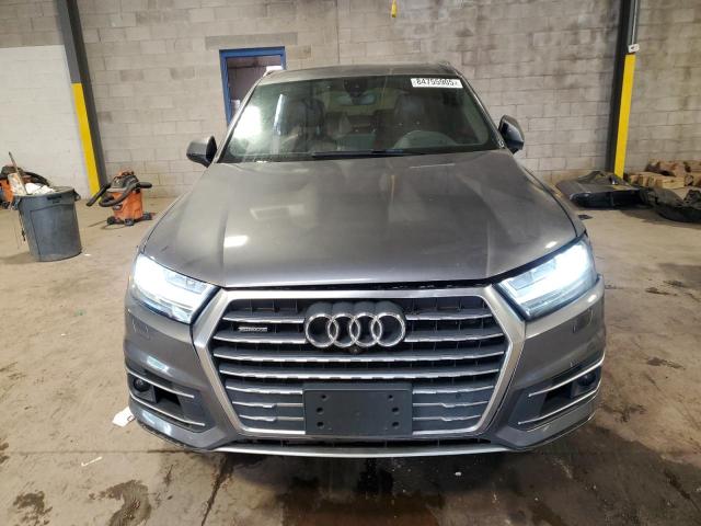 WA1VAAF75JD005633 - 2018 AUDI Q7 PRESTIGE GRAY photo 5