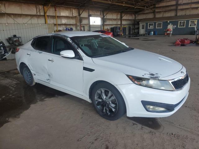 5XXGM4A70DG206798 - 2013 KIA OPTIMA LX أبيض صورة 4