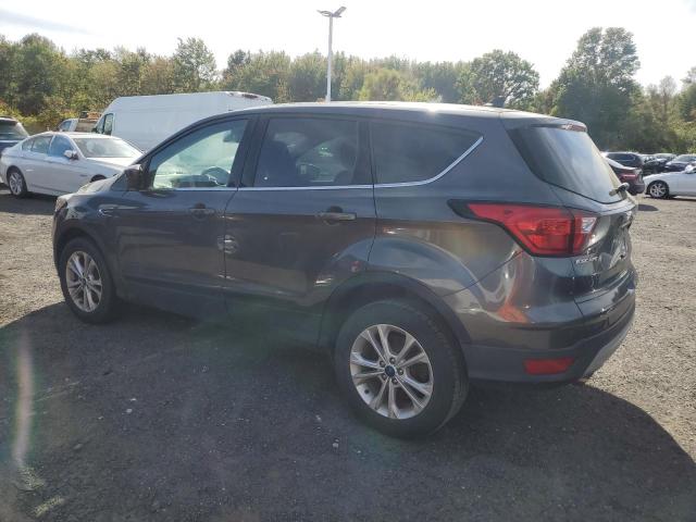 1FMCU9GD6KUC18580 - 2019 FORD ESCAPE SE ნაცრისფერი ფოტო 2