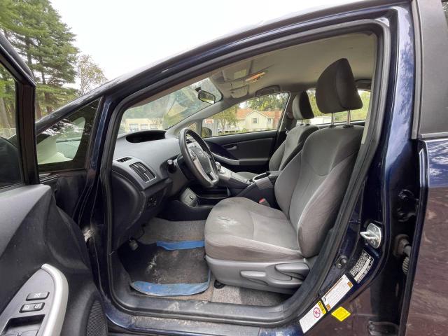 JTDKN3DU6F0441178 - 2015 TOYOTA PRIUS ლურჯი ფოტო 12