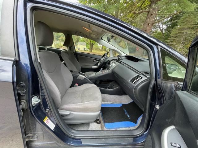 JTDKN3DU6F0441178 - 2015 TOYOTA PRIUS ლურჯი ფოტო 5