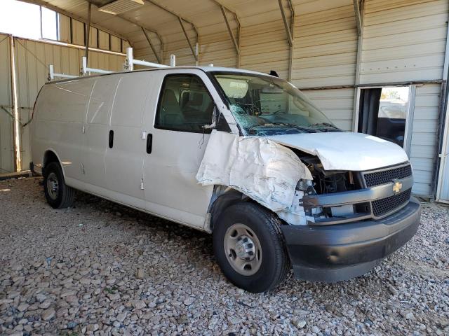 1GCWGBF7XR1267322 - 2024 CHEV EXPRESS G2500 白色 照片 4
