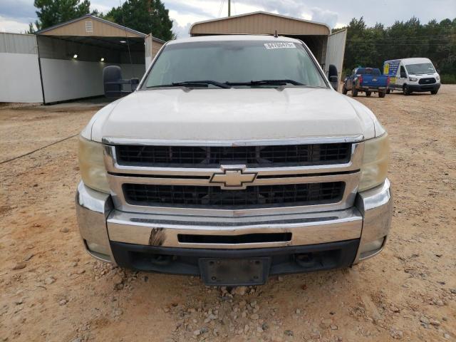 1GCHK23628F173472 - 2008 CHEVROLET SILVERADO K2500 HEAVY DUTY WHITE photo 5