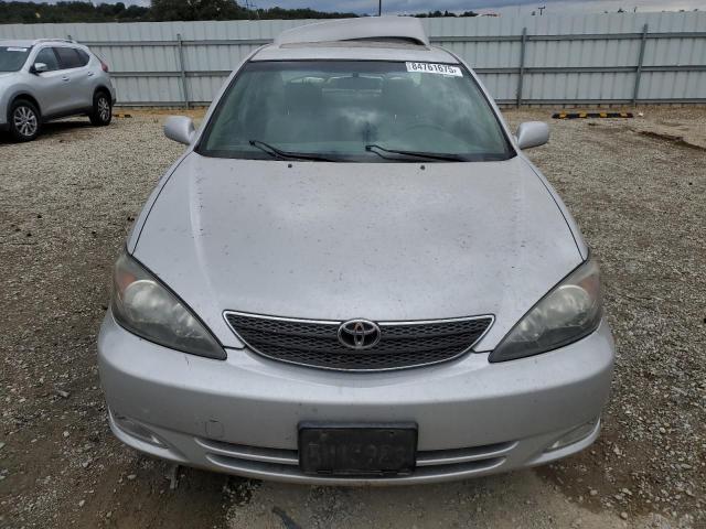 JTDBE32K920099091 - 2002 TOYOTA CAMRY LE 银色 照片 5