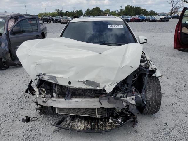 WDDGF5EB1BR160980 - 2011 MERCEDES-BENZ C 300 WHITE photo 5