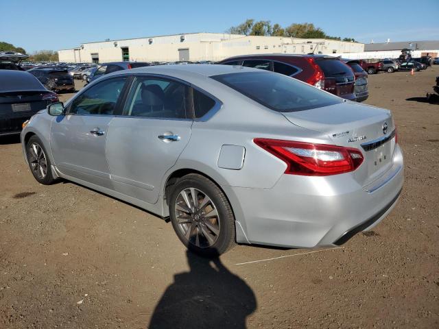 1N4AL3AP4GC159966 - 2016 NISSAN ALTIMA 2.5 Gümüş foto 2