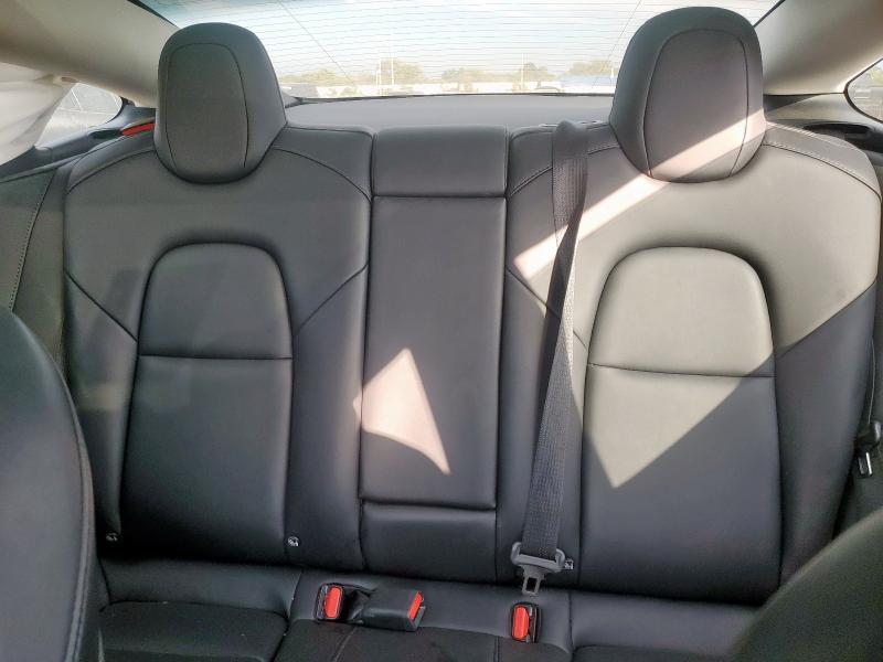 5YJ3E1EA5PF485334 - 2023 TESLA MODEL 3 Weiß Foto 10