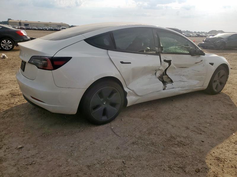 5YJ3E1EA5PF485334 - 2023 TESLA MODEL 3 Weiß Foto 3