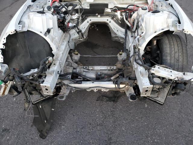 1G1FK1R60J0135538 - 2018 CHEVROLET CAMARO ZL1 WHITE photo 11