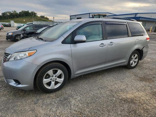 2014 TOYOTA SIENNA LE, 