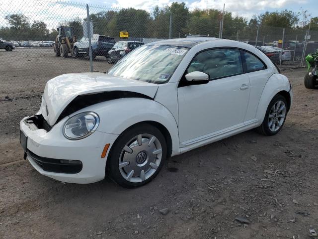 2013 VOLKSWAGEN BEETLE, 