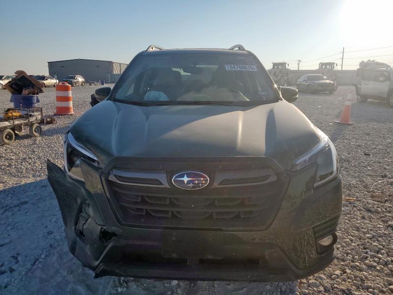 JF2SKAPC8NH473227 - 2022 SUBARU FORESTER LIMITED أخضر صورة 5