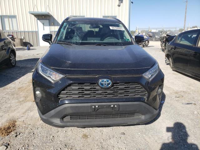 4T3R6RFV5MU016483 - 2021 TOYOTA RAV4 XLE შავი ფოტო 5