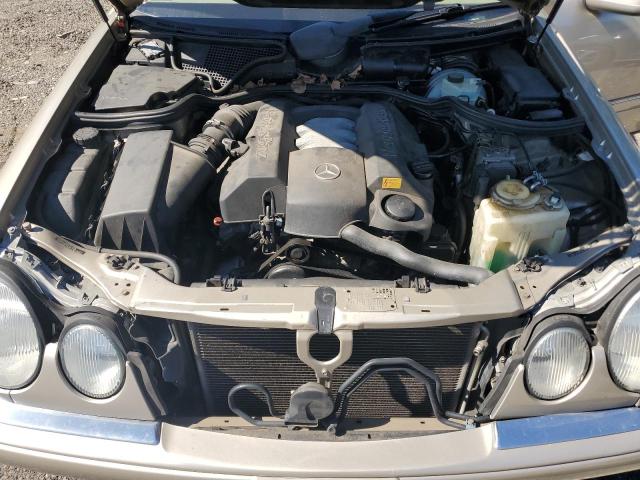 WDBJF65H9XA913122 - 1999 MERCEDES-BENZ E 320 GOLD photo 11