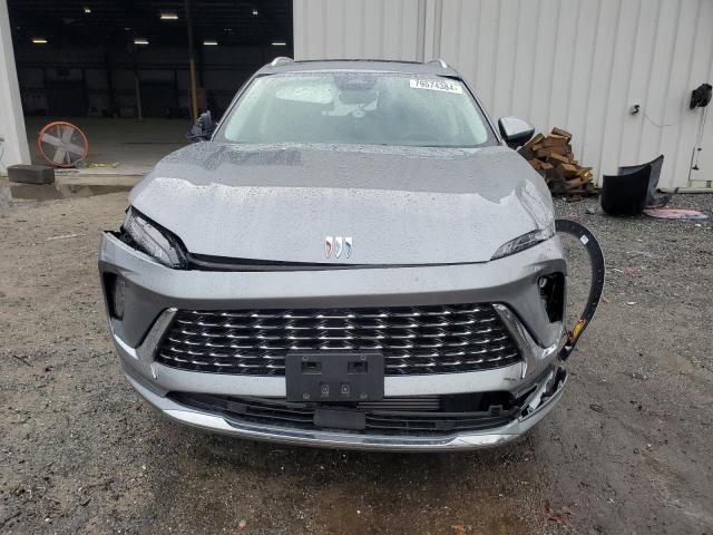 LRBFZSE44RD058379 - 2024 BUICK ENVISION AVENIR SILVER photo 5