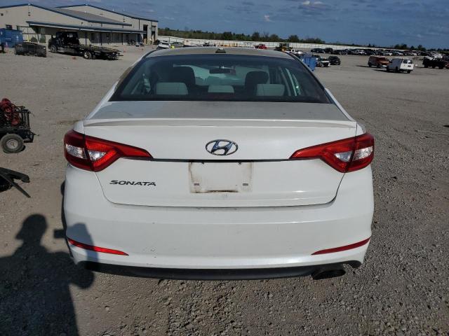 5NPE24AF5GH398071 - 2016 HYUNDAI SONATA SE WHITE photo 6