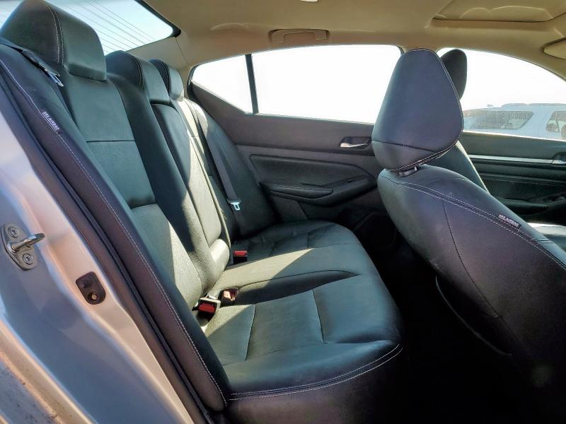 1N4BL4EV3KC146900 - 2019 NISSAN ALTIMA SL SILVER photo 10