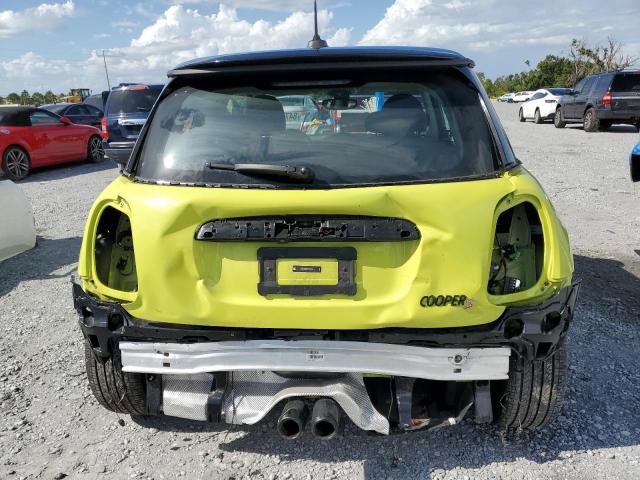WMW53DH09R2V93137 - 2024 MINI COOPER S GREEN photo 6