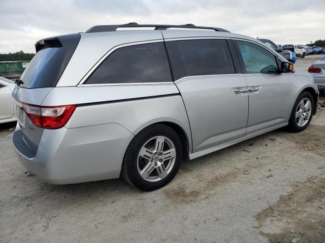 5FNRL5H91DB007674 - 2013 HONDA ODYSSEY TOURING ვერცხლისფერი ფოტო 3