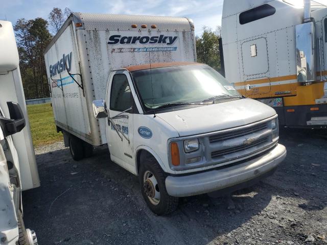 1GBJG31R1Y1222894 - 2000 CHEVROLET EXPRESS G3 WHITE photo 4