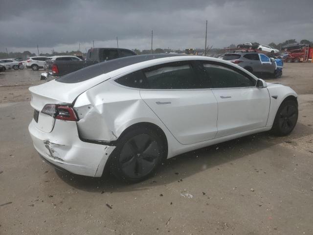 5YJ3E1EA6KF299956 - 2019 TESLA MODEL 3 WHITE photo 3