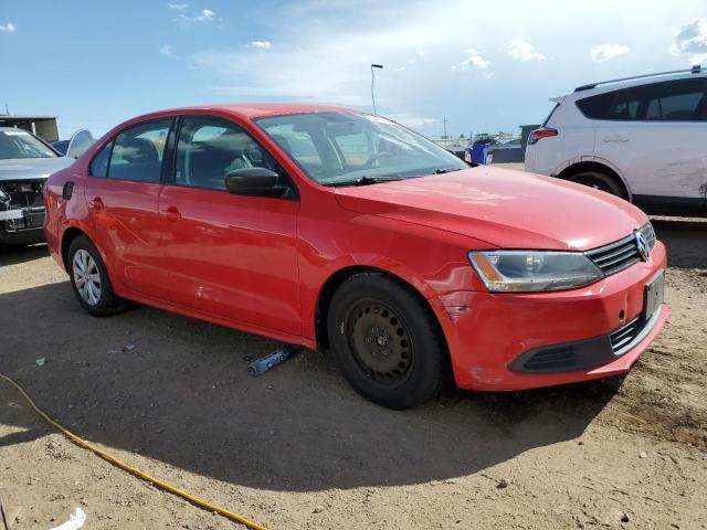 3VW2K7AJ6EM332481 - 2014 VOLKSWAGEN JETTA BASE წითელი ფოტო 4