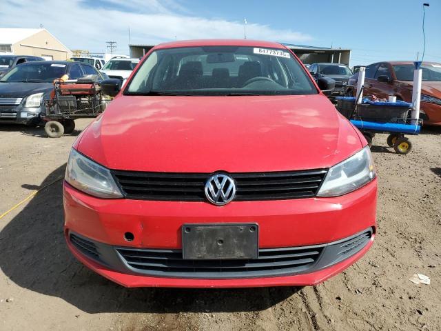 3VW2K7AJ6EM332481 - 2014 VOLKSWAGEN JETTA BASE წითელი ფოტო 5