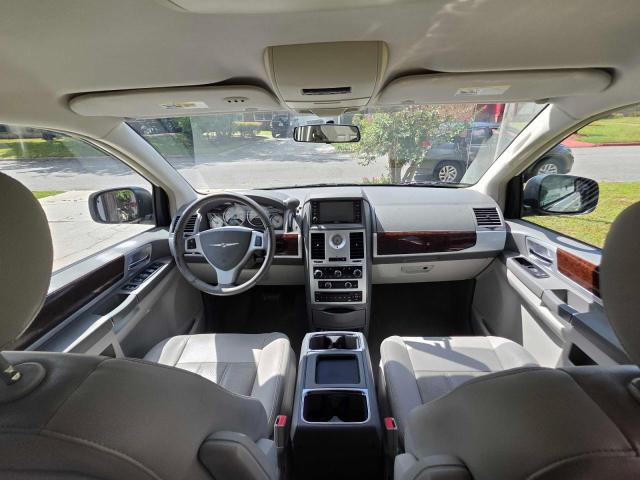 2A8HR54X09R657163 - 2009 CHRYSLER TOWN & COU TOURING 白色 照片 9