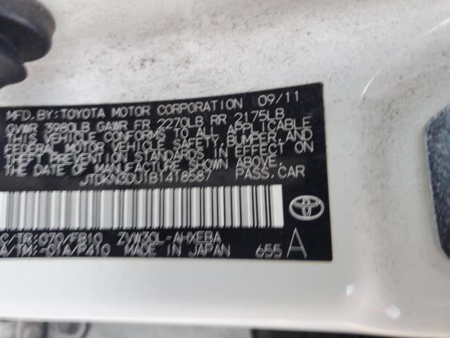 JTDKN3DU1B1418587 - 2011 TOYOTA PRIUS WHITE photo 12