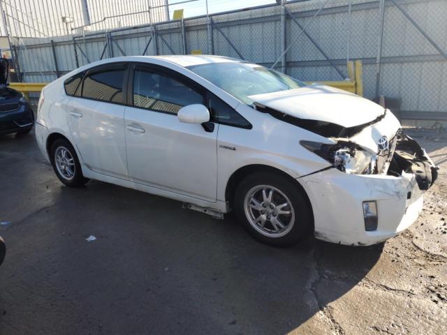 JTDKN3DU1B1418587 - 2011 TOYOTA PRIUS WHITE photo 4