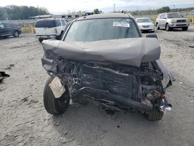 1FMCU0D75BKB72214 - 2011 FORD ESCAPE XLT Gris photo 5