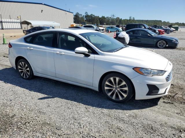 3FA6P0T98KR233682 - 2019 FORD FUSION SE თეთრი ფოტო 4