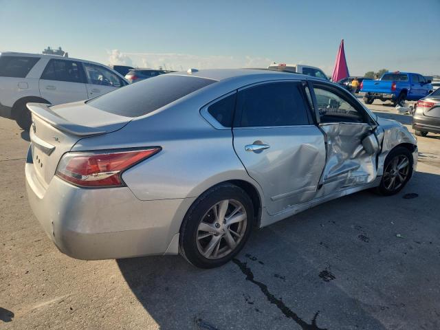 1N4AL3AP7FC211847 - 2015 NISSAN ALTIMA 2.5 SILVER photo 3