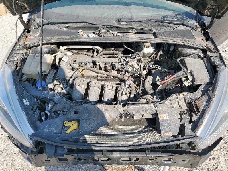 1FADP3K24JL301812 - 2018 FORD FOCUS SE შავი ფოტო 11