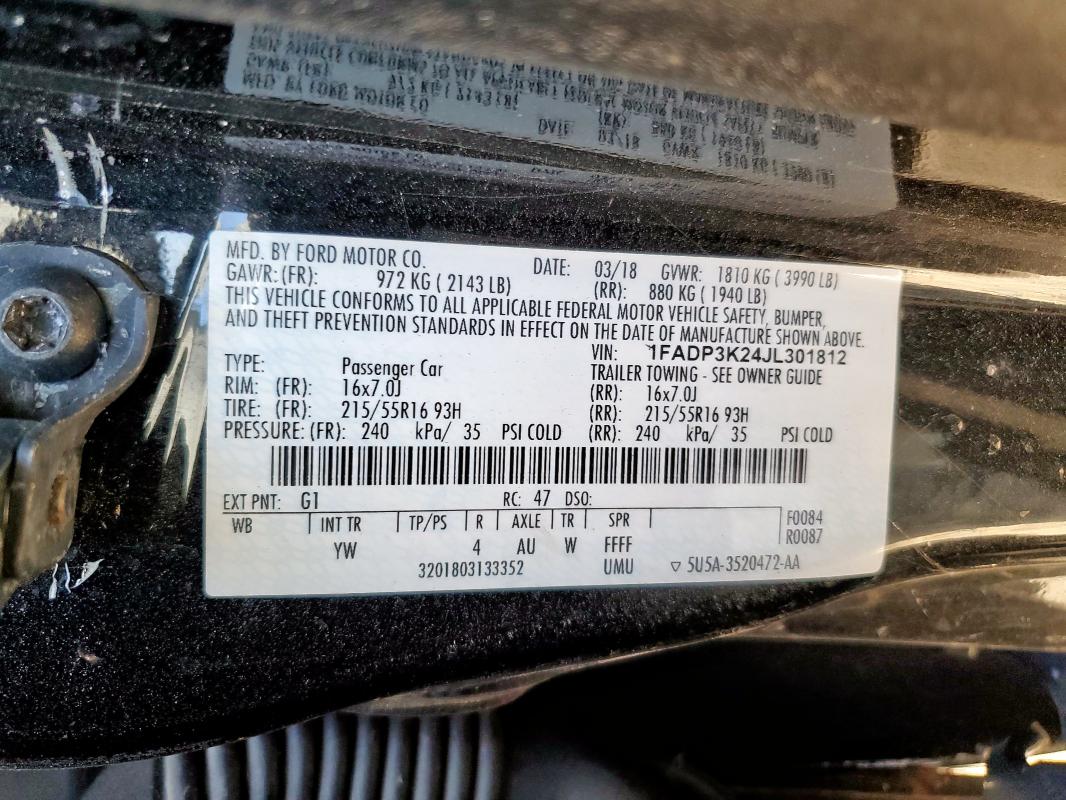 1FADP3K24JL301812 - 2018 FORD FOCUS SE შავი ფოტო 12