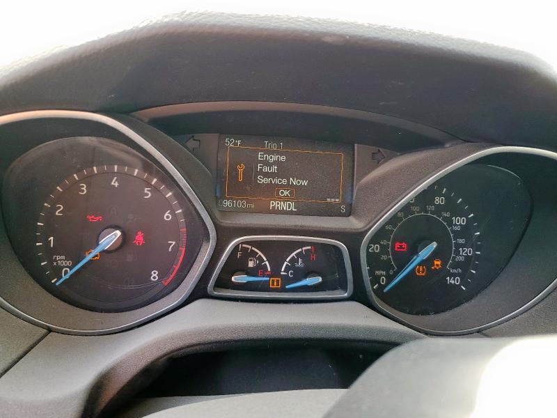 1FADP3K24JL301812 - 2018 FORD FOCUS SE შავი ფოტო 9