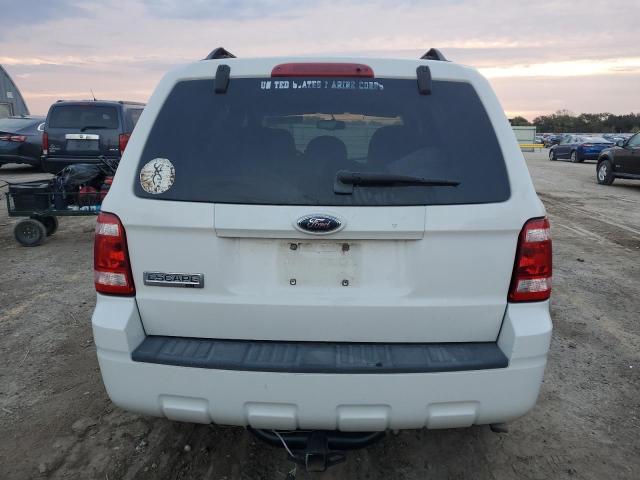 1FMCU03G49KA17858 - 2009 FORD ESCAPE XLT WHITE photo 6