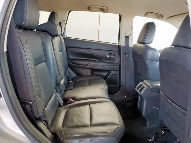 JA4AD3A34KJ001159 - 2019 MITSUBISHI OUTLANDER SE Silber Foto 11