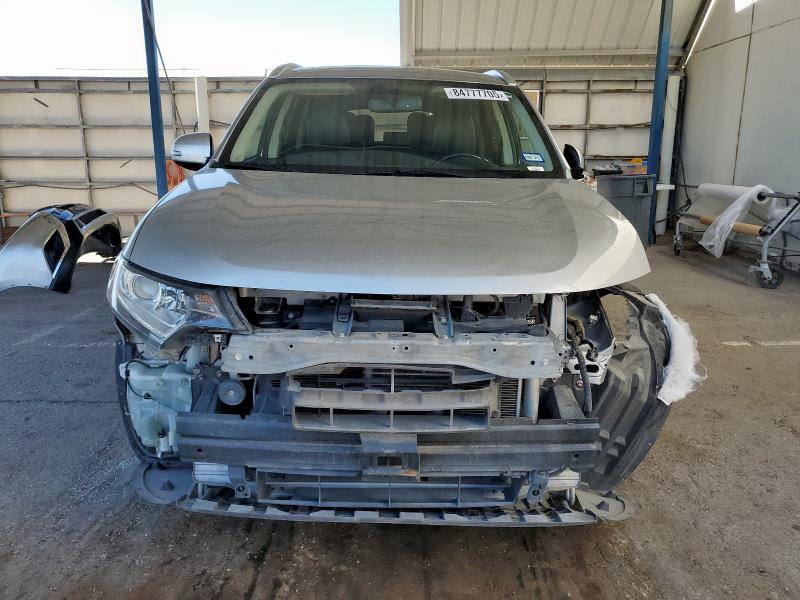 JA4AD3A34KJ001159 - 2019 MITSUBISHI OUTLANDER SE Silber Foto 5