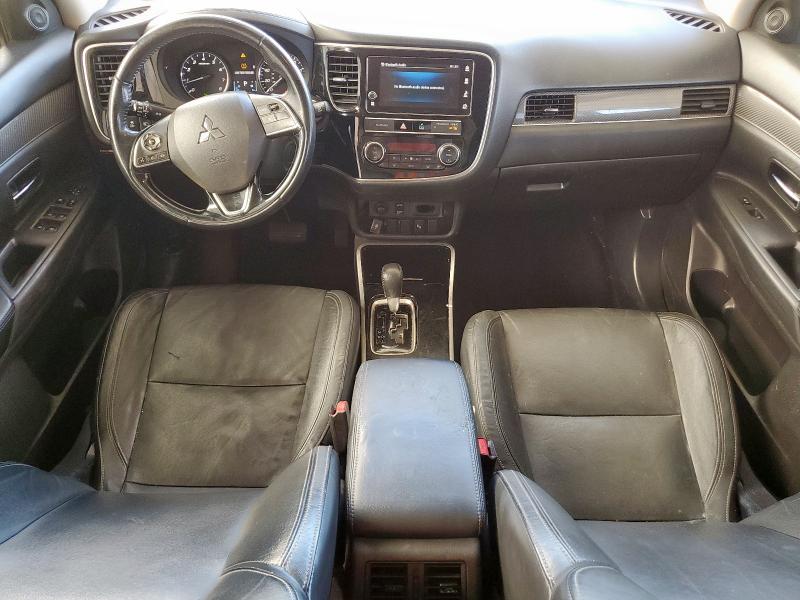 JA4AD3A34KJ001159 - 2019 MITSUBISHI OUTLANDER SE Silber Foto 8