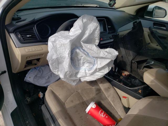 5NPE24AF0JH647206 - 2018 HYUNDAI SONATA SE WHITE photo 8
