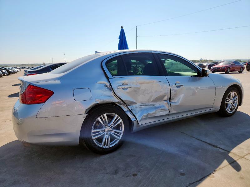 JN1CV6AP1DM305554 - 2013 INFINITI G37 BASE 银色 照片 3