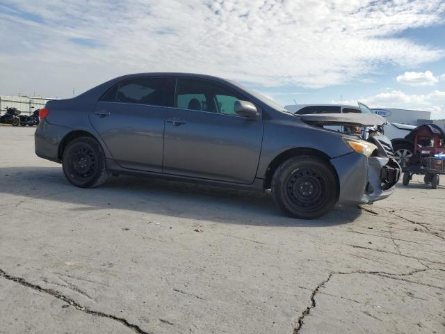 5YFBU4EE5DP191967 - 2013 TOYOTA COROLLA BASE Մոխրագույն լուսանկար 4
