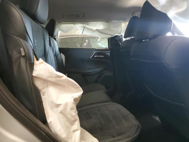 JA4J3VA88RZ082088 - 2024 MITSUBISHI OUTLANDER SE SILVER photo 11